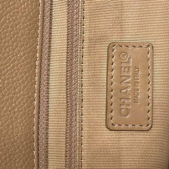 Chanel Cerf Tote - Picture 11 of 16